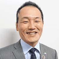 山本 亮