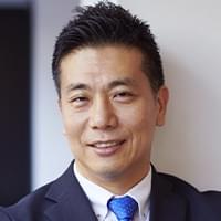 関山 健